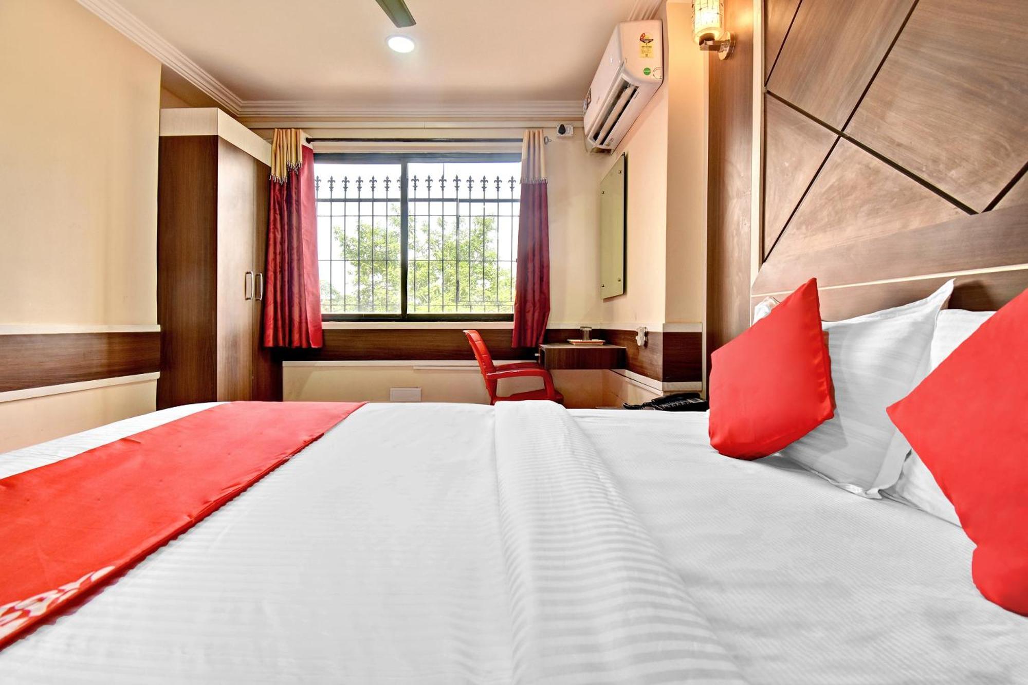 Hotel O Sri Sai Comforts Bangalore Bagian luar foto