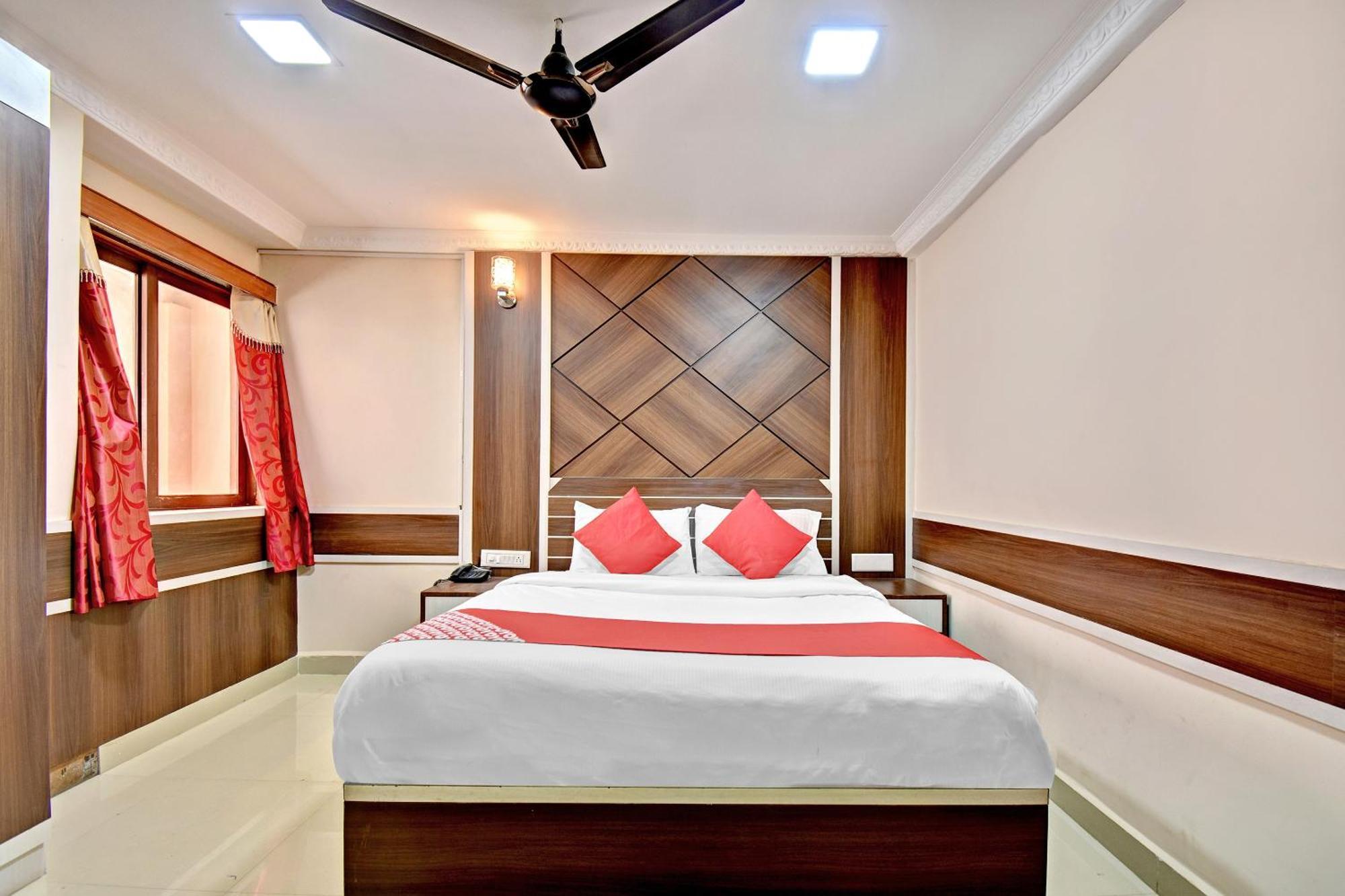 Hotel O Sri Sai Comforts Bangalore Bagian luar foto